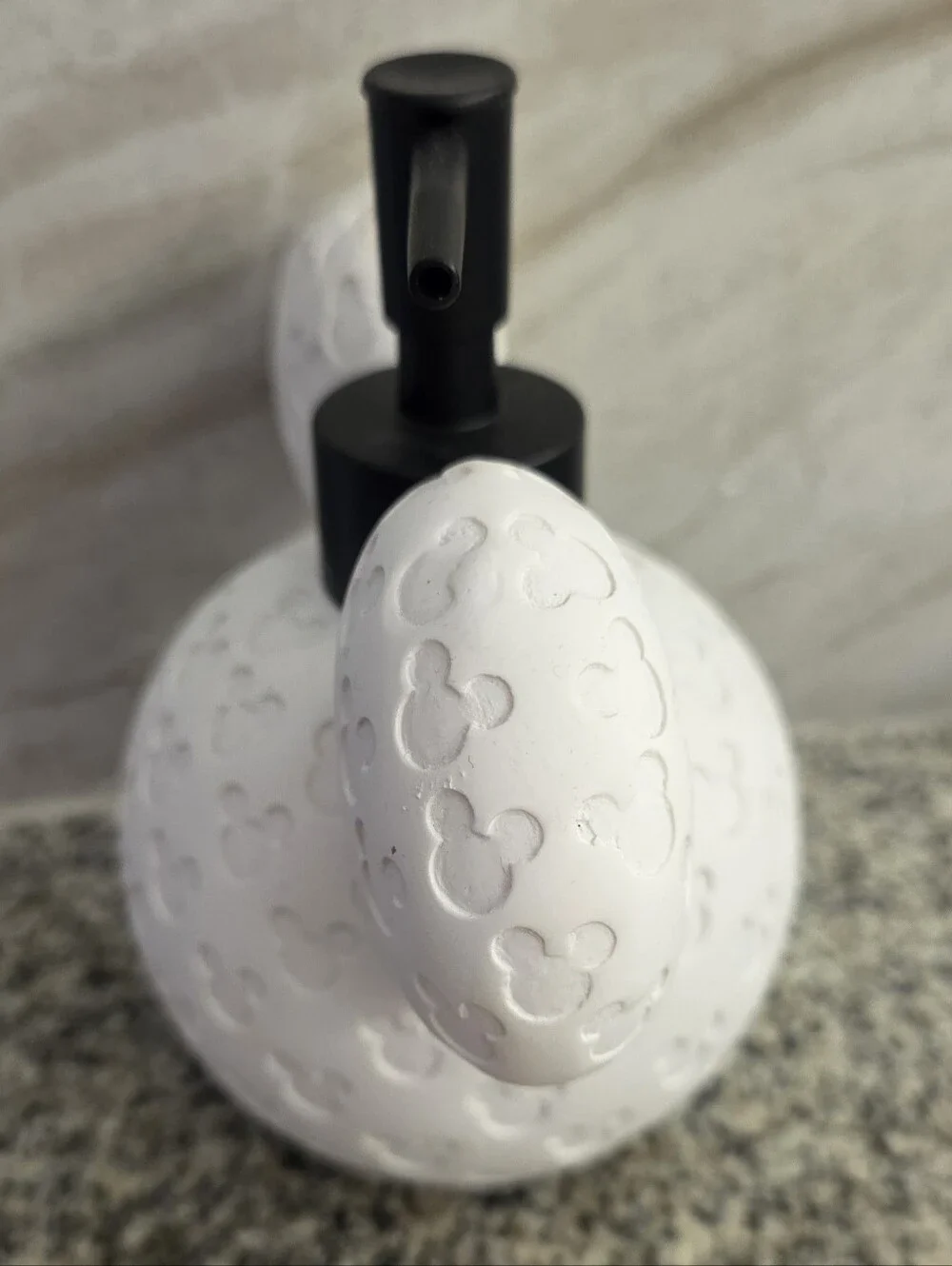 New With Tags Disney Mickey Mouse White Shape Pattern Soap Dispenser 6